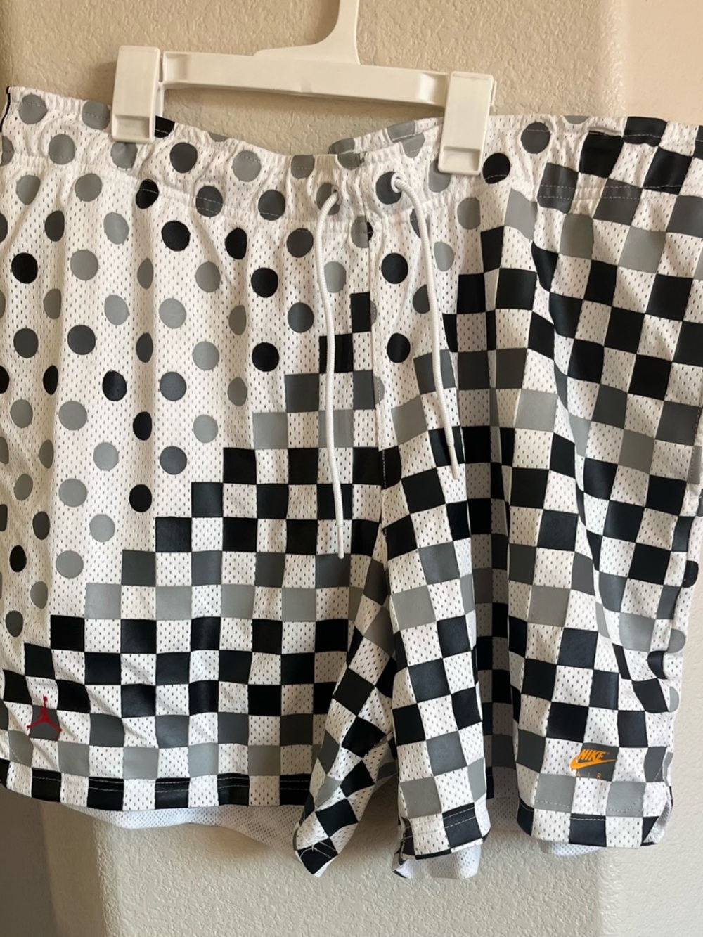 Jordan Men’s Black & White Checkered Athletic Shorts - Picture 7 of 7